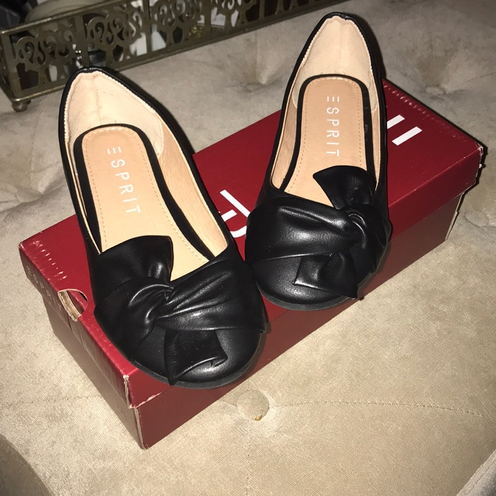 Girls black flats